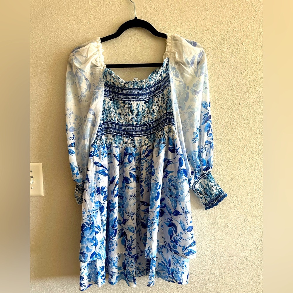 A1 - #54 Blue and white floral balloon sleeve mini dress size medium